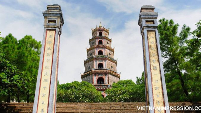 7 Gedung Bersejarah Di Vietnam Sangat Populer