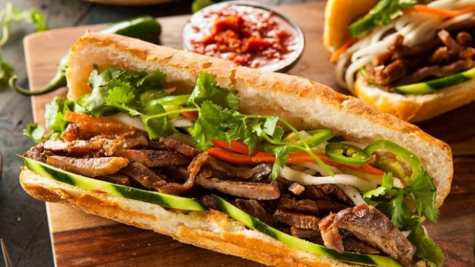 5 Santapan Khas Vietnam Kesukaan Wisatawan 5 Santapan Khas Vietnam Kesukaan Wisatawan
